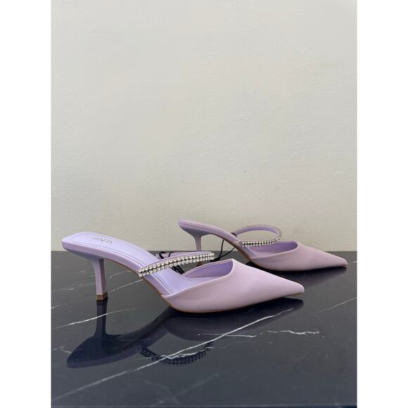 Zara Pointed-Toe Kitten Heel - Picture 9 of 11